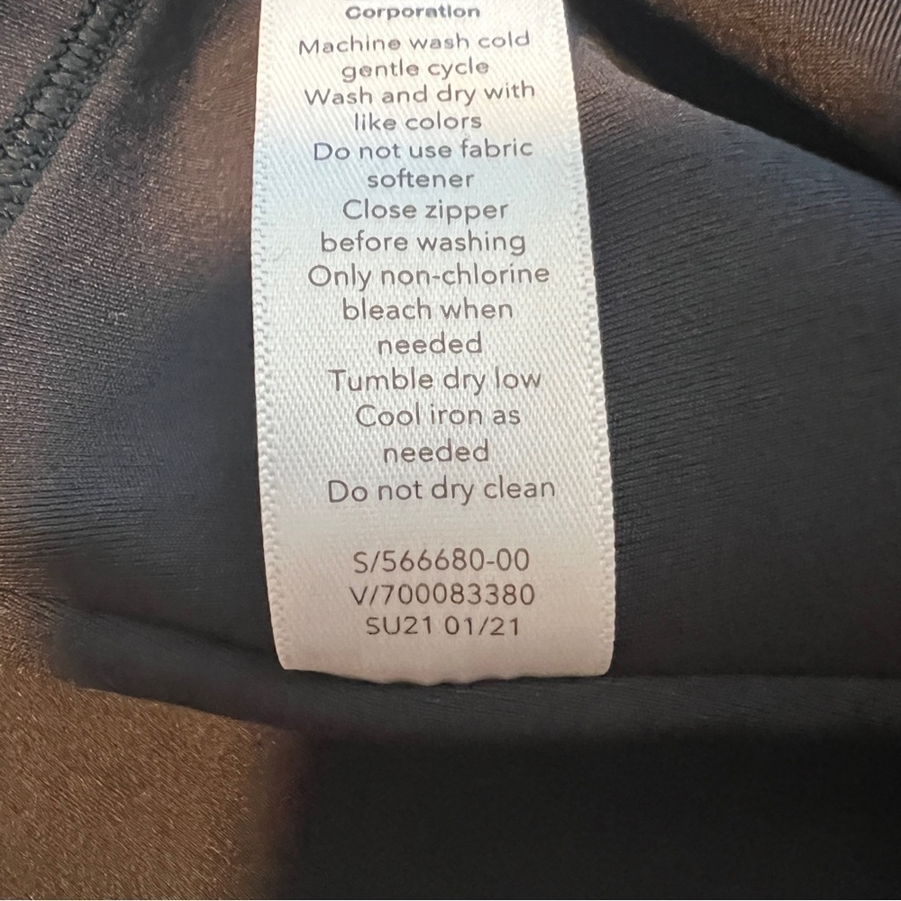 Athleta A-Game 14” Skort Skirt Mesh - Picture 7 of 7
